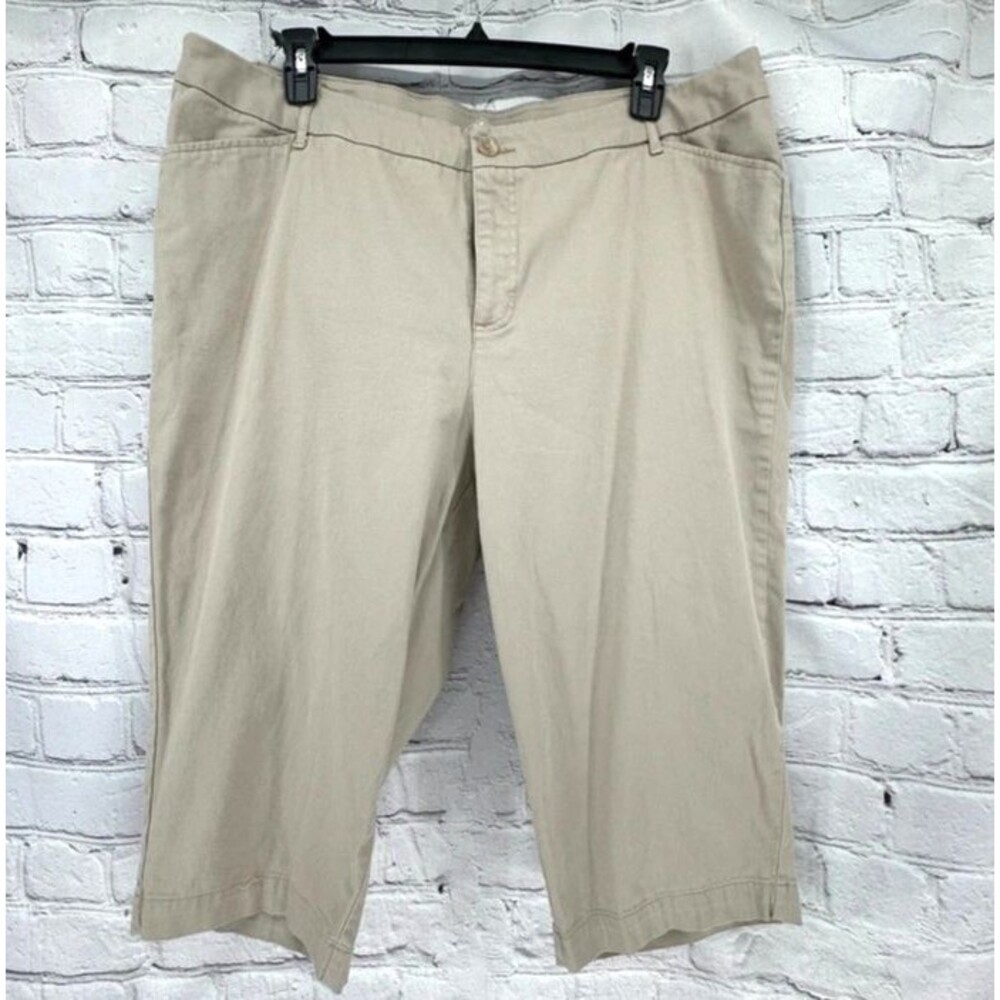 St. Johns Bay Capri Pants Women's 22W Plus Khaki Classic